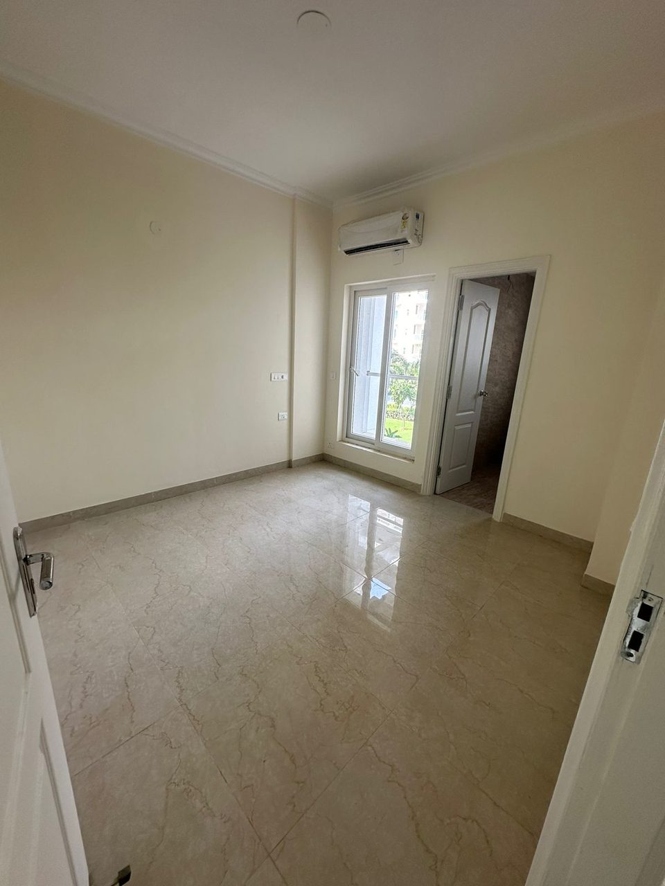 Shree Vardhman Victoria