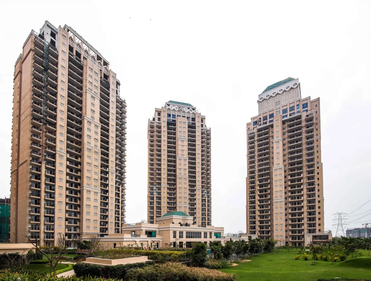 ATS Tourmaline towers rising behind the clubhouse, photo