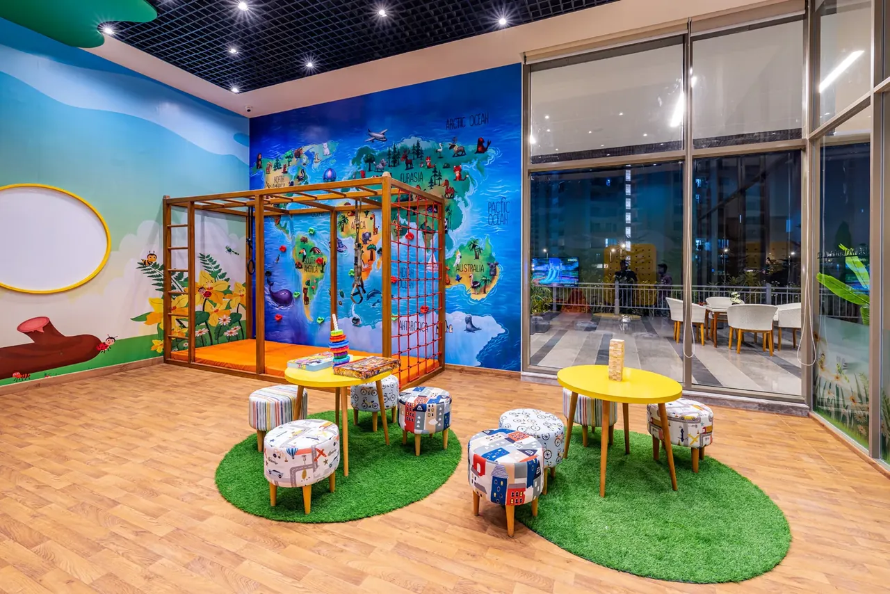 BPTP Amstoria clubhouse children's play room, photo