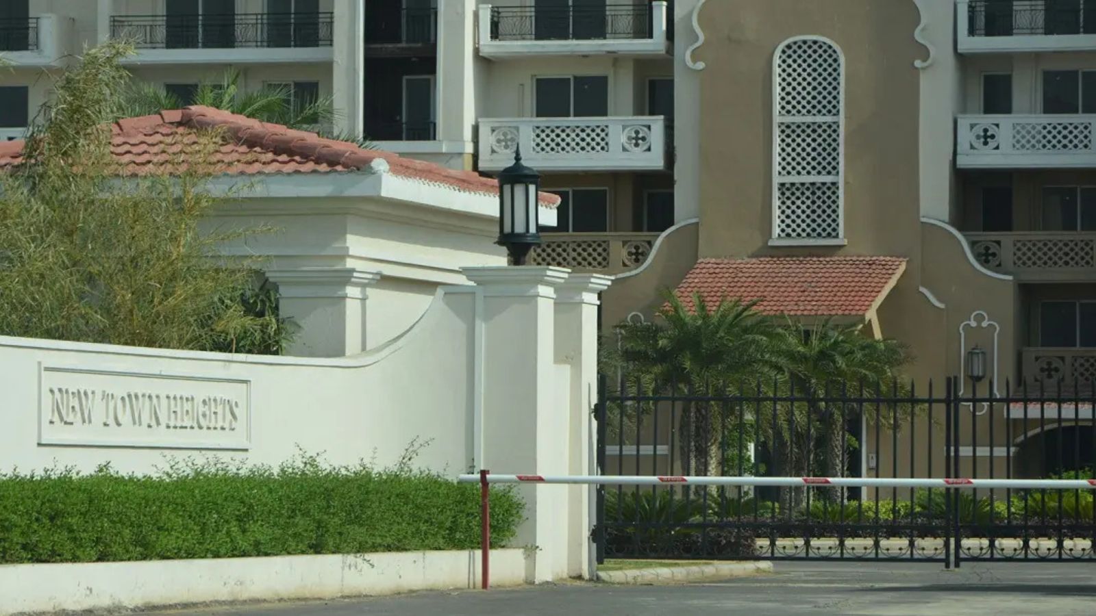 DLF New Town Heights 1 New Gurgaon 