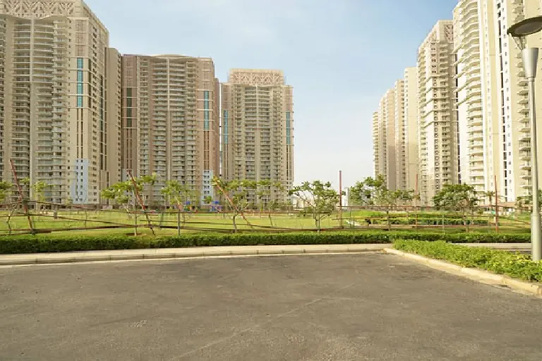 DLF Park Place towers around the central lawn