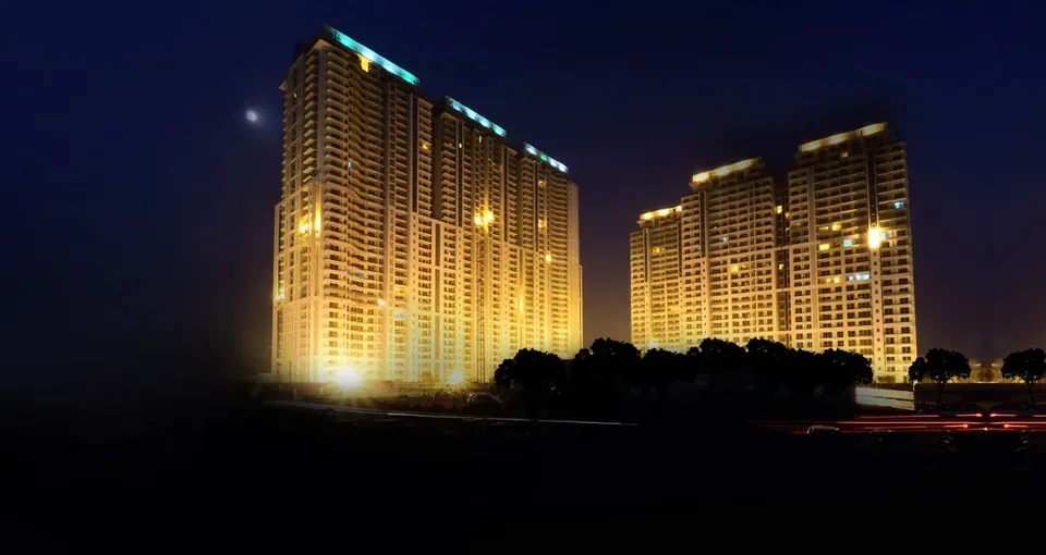 DLF The Crest towers at night, Sector 54