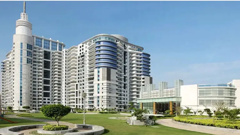 DLF The Pinnacle tower with its spire and front lawn