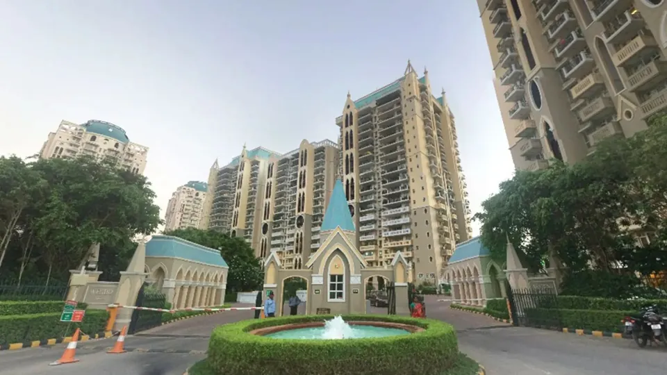 DLF Westend Heights DLF phase 5 Gurgaon 