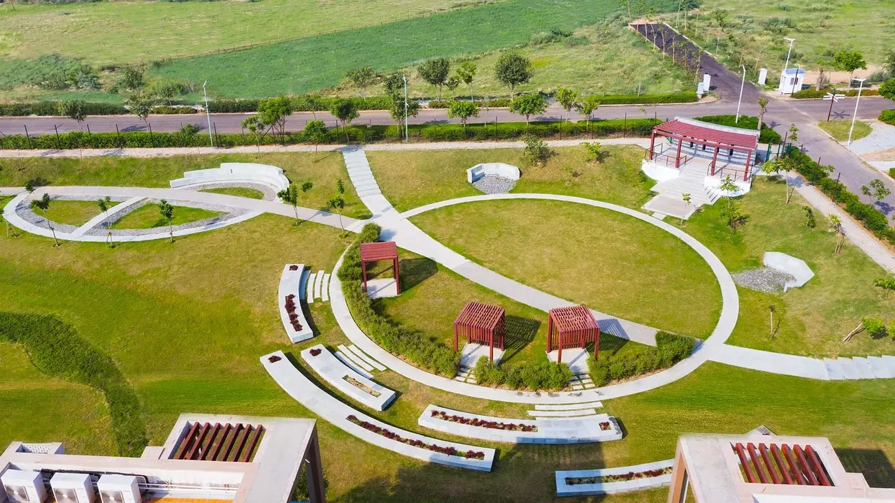 Experion The Westerlies aerial view of the park with amphitheatre and gazebos, actual photo