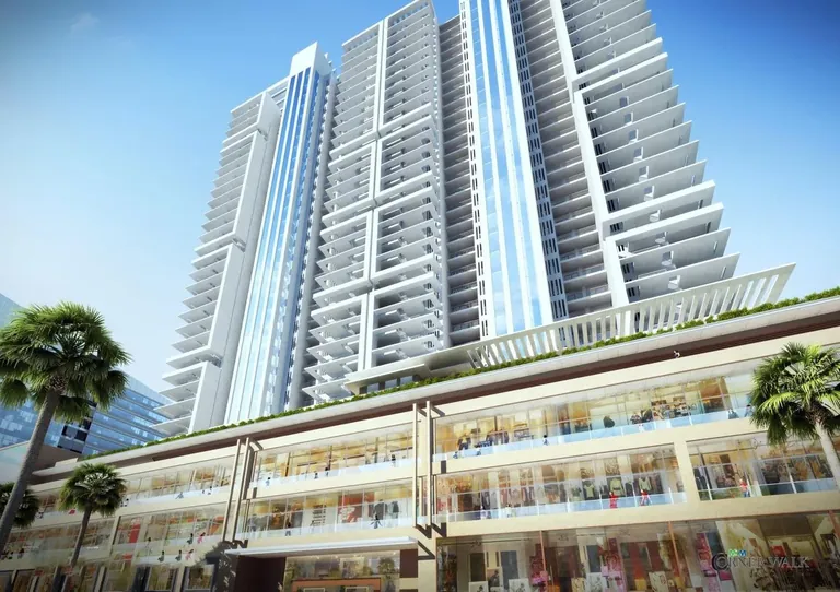 M3M Skywalk tower rising above the shopping podium, artist's impression