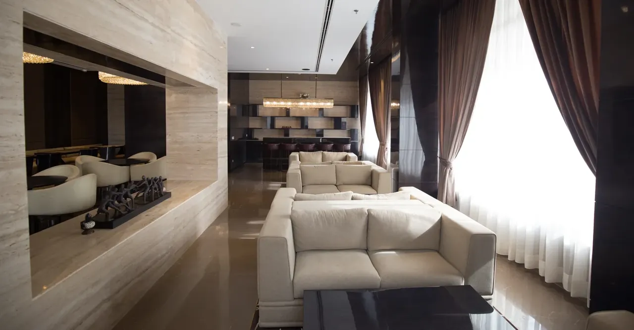 Paras Irene actual photo of the club lounge