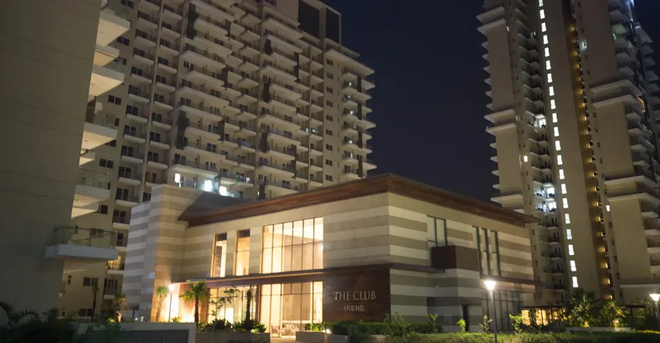 Paras Irene actual photo of the clubhouse lit up at night